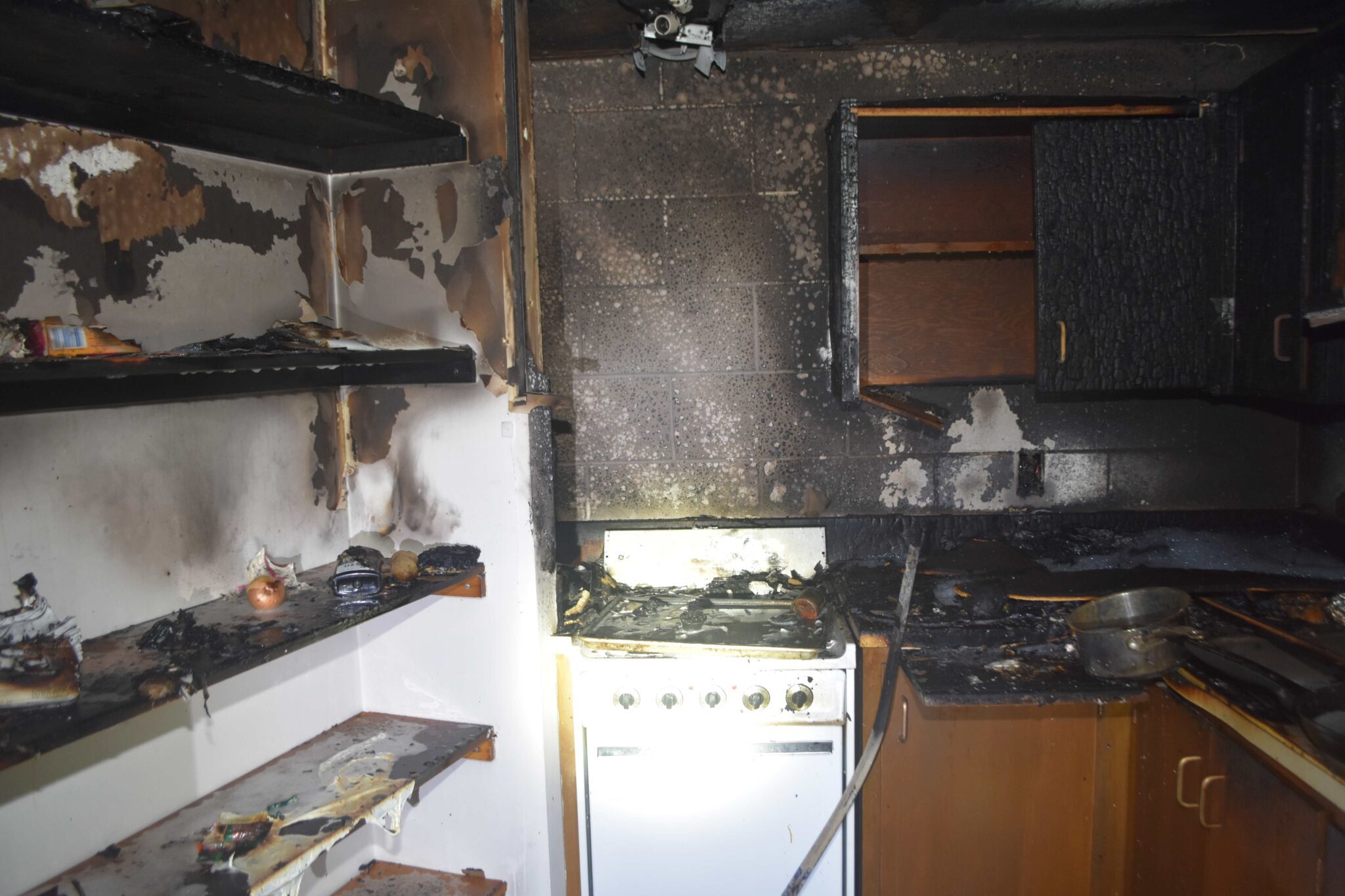 Stay alert when using the stove - Fire Line