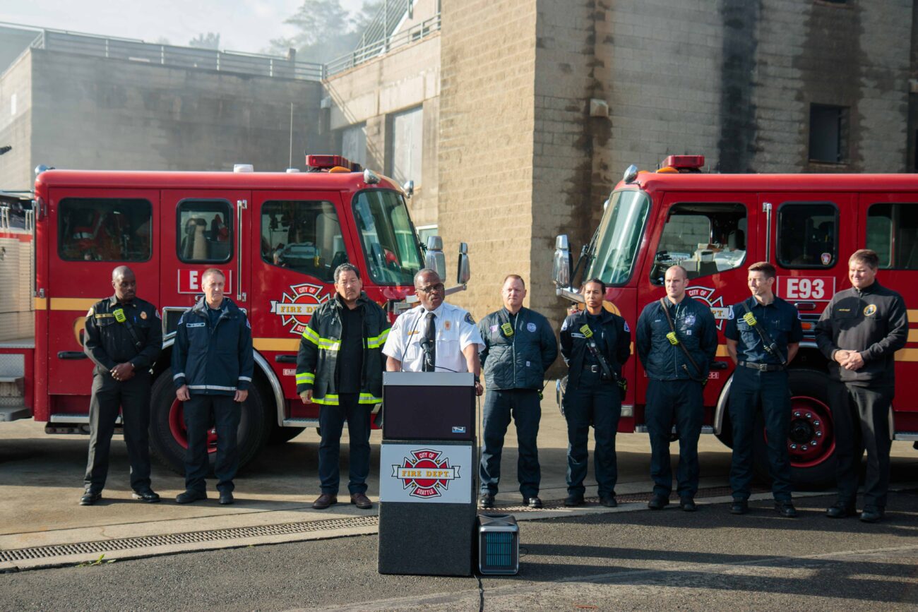 Mayor Harrell joins Seattle Fire Department to kick off application