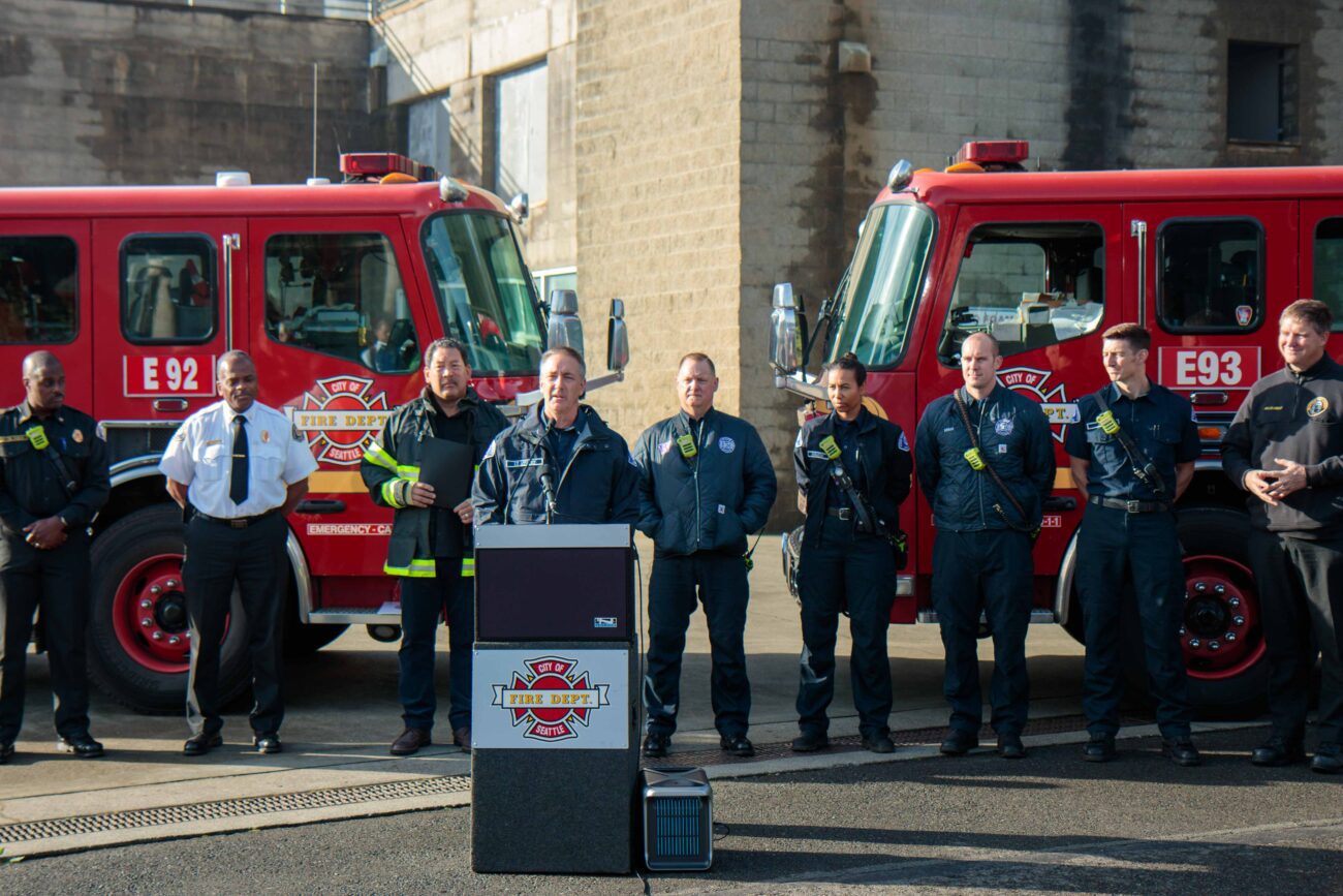 Mayor Harrell joins Seattle Fire Department to kick off application